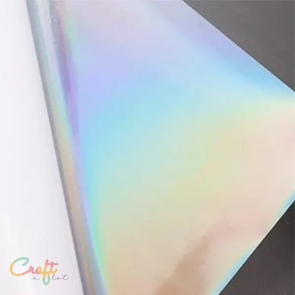 Lamineer folie om over een sticker, foto of kaart te plakken met een holografisch effen filter effect